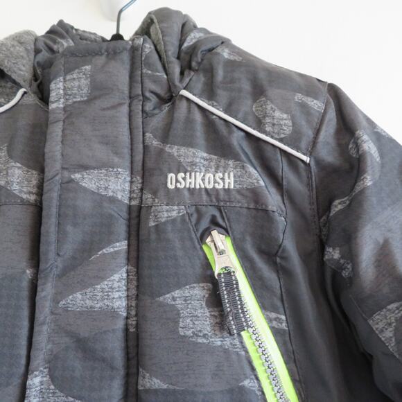 Oshkosh B'gosh Kids Sz 2T Black Gray Camo Puffer Jacket Outerwear Coat - Picture 3 of 8